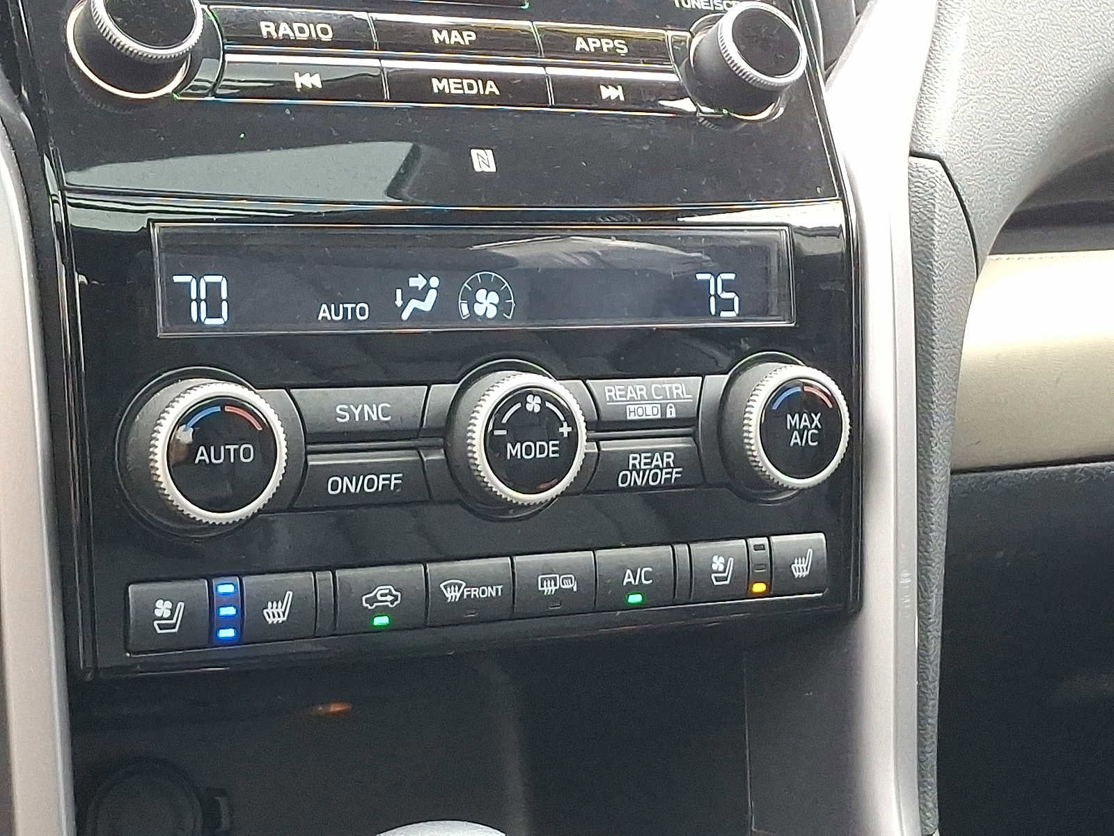 Used 2021 Subaru Ascent Touring w/ Popular Package #2A image 16