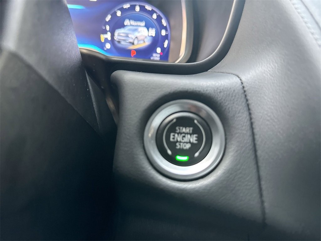 Used 2022 Chevrolet Tahoe Z71 w/ Luxury Package image 22