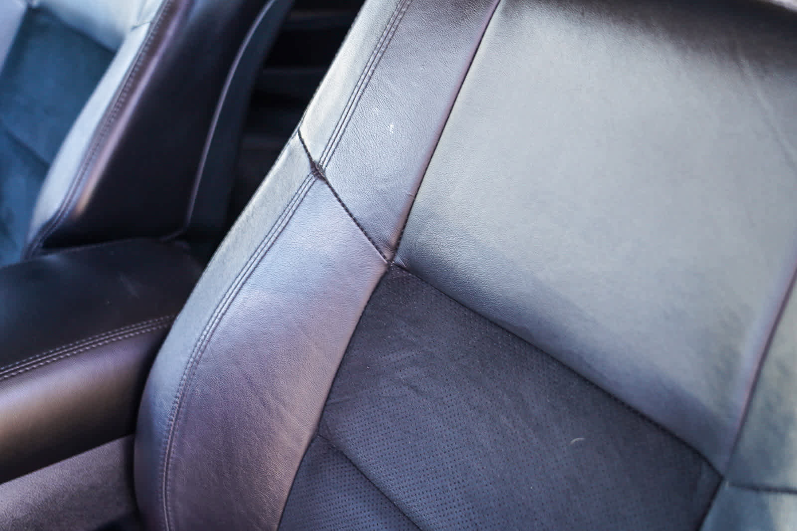 Used 2018 Dodge Durango GT image 23