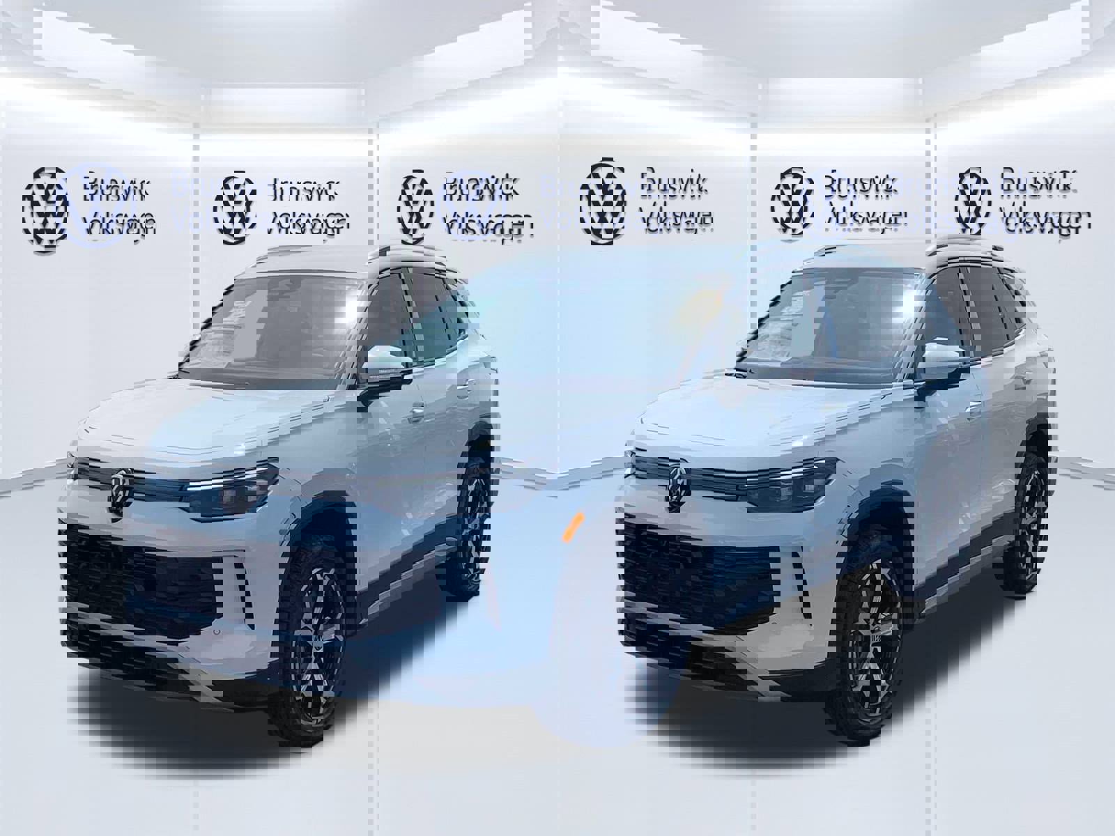 New 2025 Volkswagen Tiguan SE