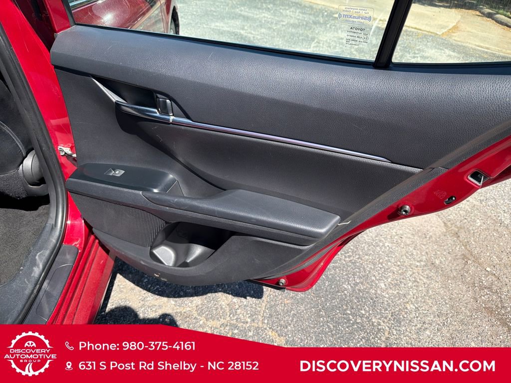 Used 2020 Toyota Camry LE FWD image 27