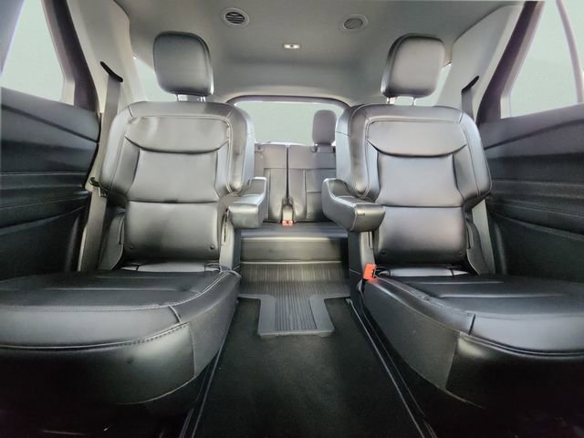 Used 2023 Ford Explorer XLT w/ Equipment Group 202A image 18