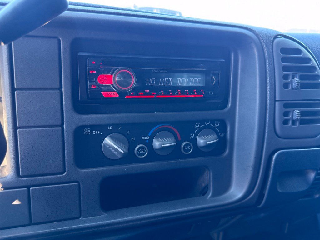 Used 1999 Chevrolet Tahoe 2WD 2-Door w/ Convenience Group image 16