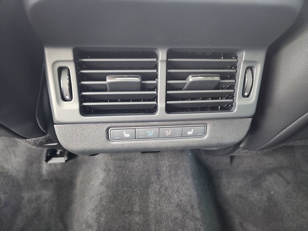 New 2025 Land Rover Range Rover Evoque Dynamic SE image 26