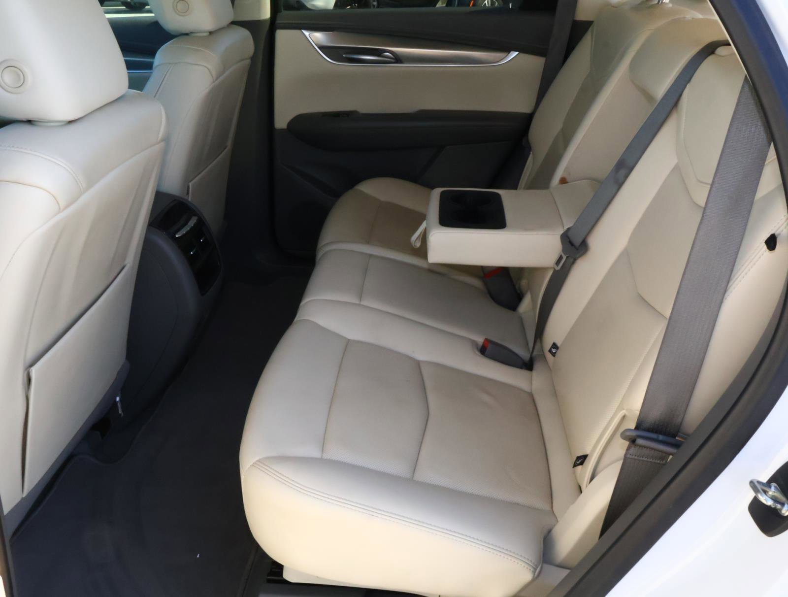 Certified 2022 Cadillac XT5 Premium Luxury w/ Technology Package image 24