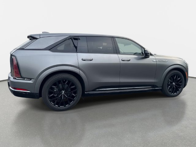 New 2026 Cadillac Escalade IQ Sport 2 w/ LPO, ONYX Package AWD/4WD image 7