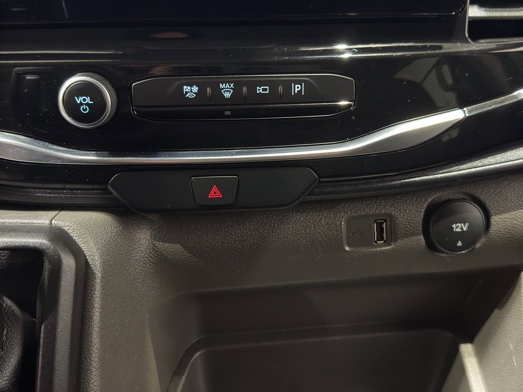 Used 2023 Ford Transit 350 XLT image 27