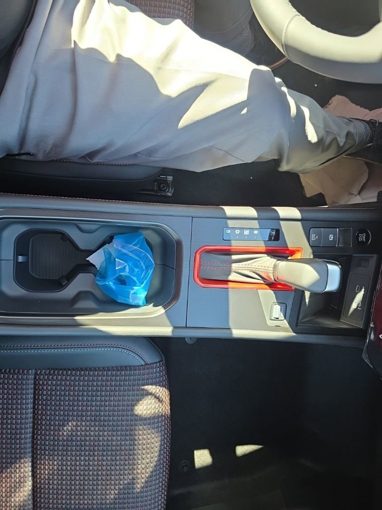 New 2026 Nissan Kicks SR w/ SR Premium Package image 27