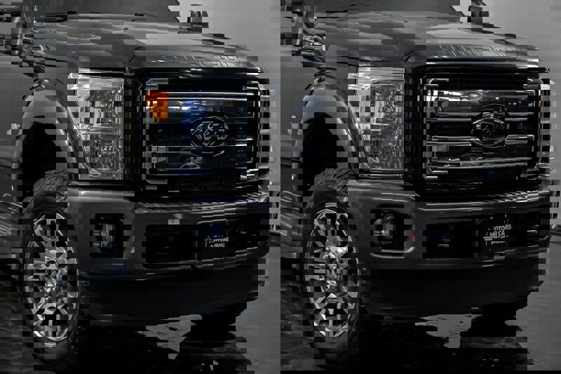 Used 2016 Ford F250 King Ranch w/ FX4 Off-Road Package image 2