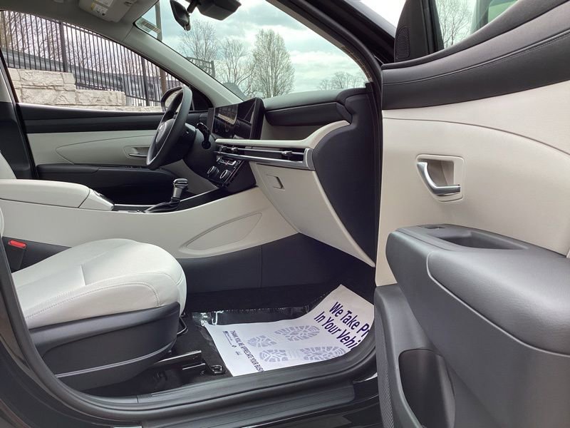 New 2026 Hyundai Tucson SEL image 18