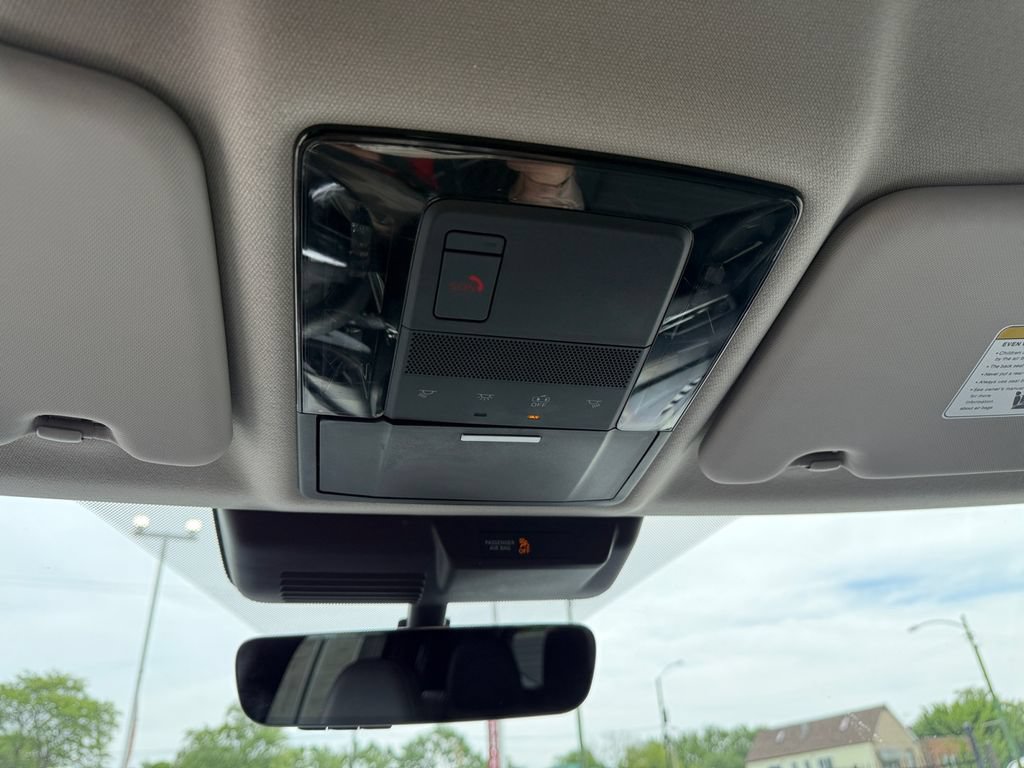 Used 2025 Mitsubishi Outlander SE AWD/4WD image 28