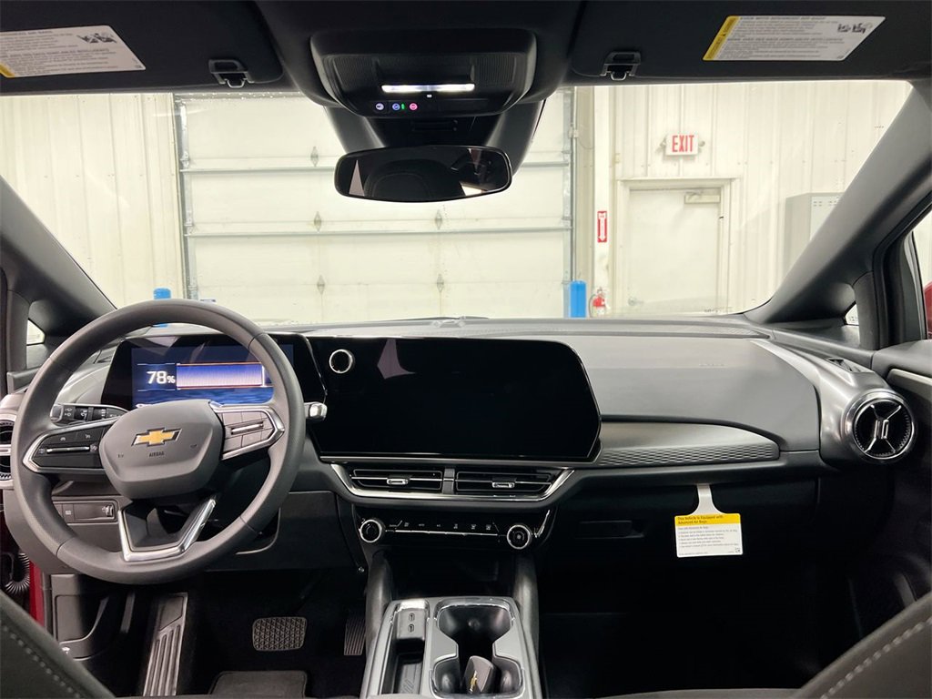 New 2026 Chevrolet Equinox EV LT image 10