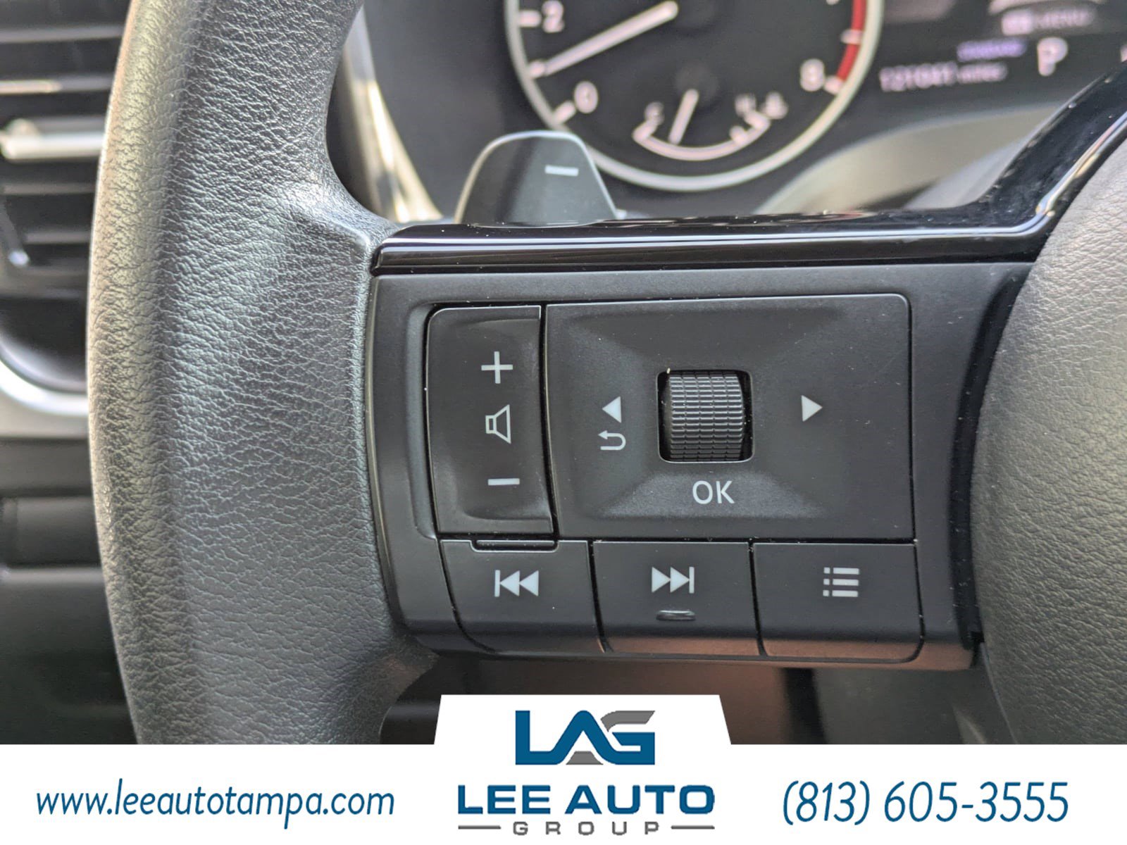 Used 2021 Nissan Rogue SV FWD image 23