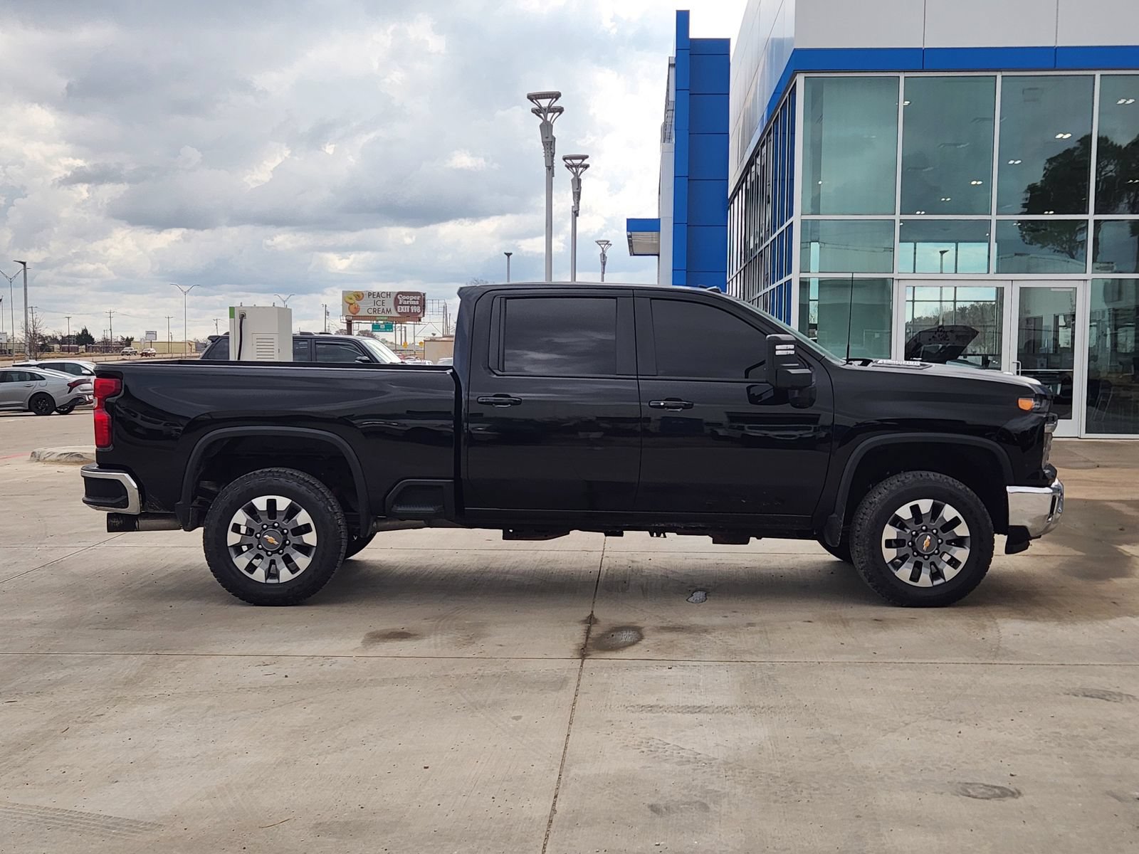 New 2025 Chevrolet Silverado 2500 LT w/ Texas Edition AWD/4WD image 7