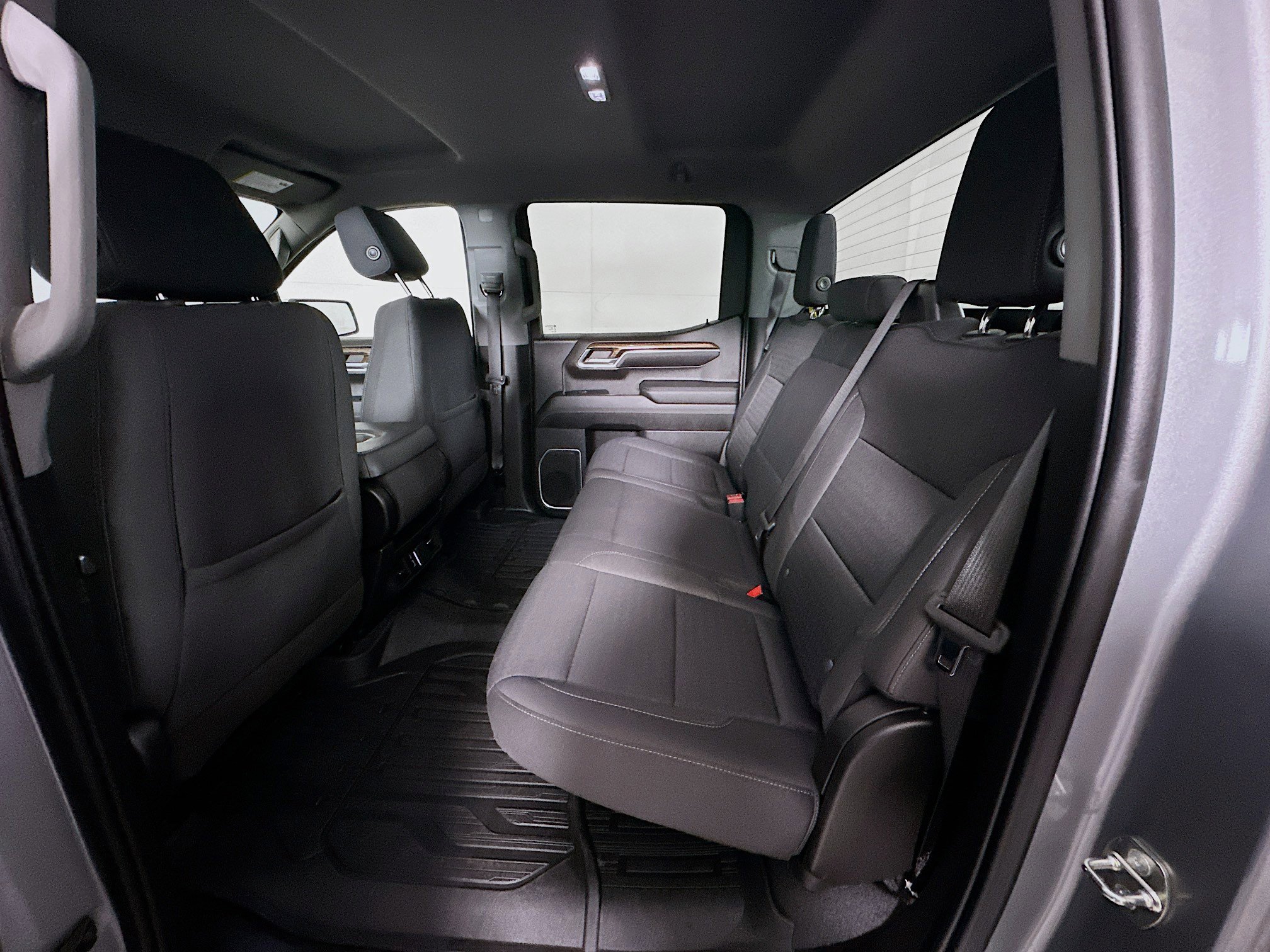 Used 2023 GMC Sierra 1500 SLE image 26