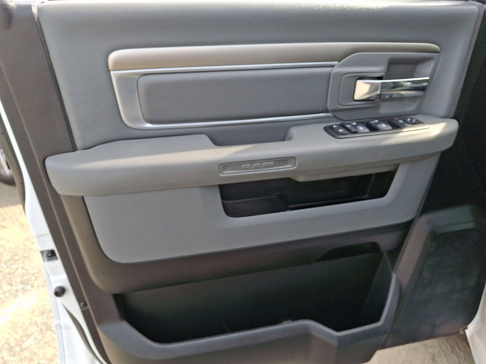 Used 2019 RAM 1500 Big Horn image 12