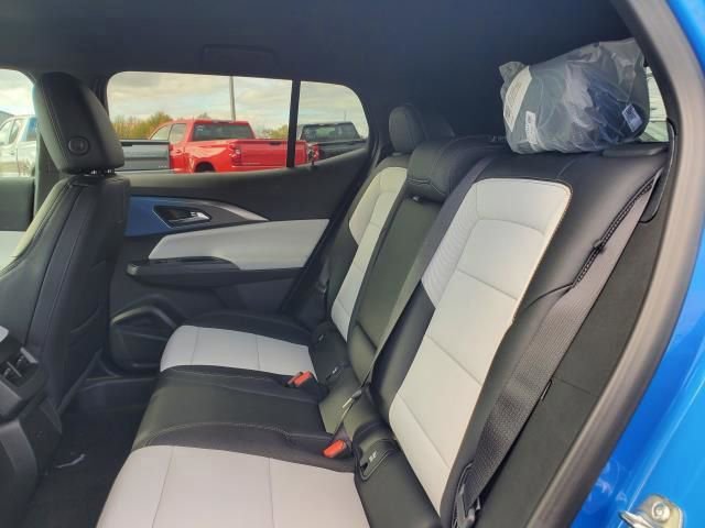 New 2026 Chevrolet Equinox EV LT image 9