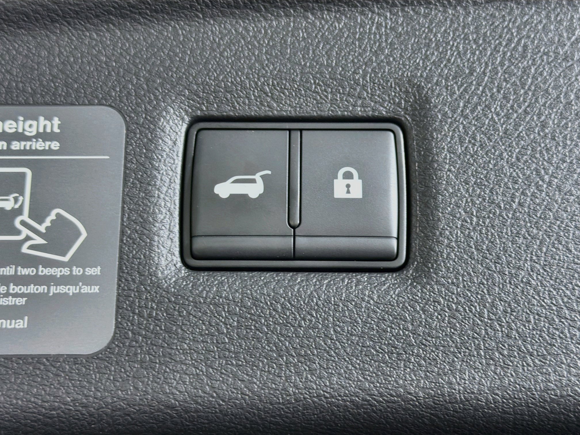Used 2023 INFINITI QX50 Luxe AWD/4WD image 31