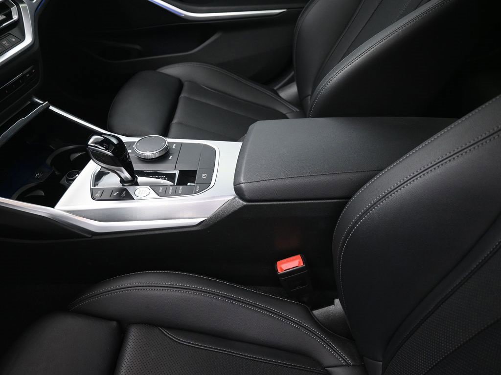 Used 2022 BMW 330i Sedan image 21