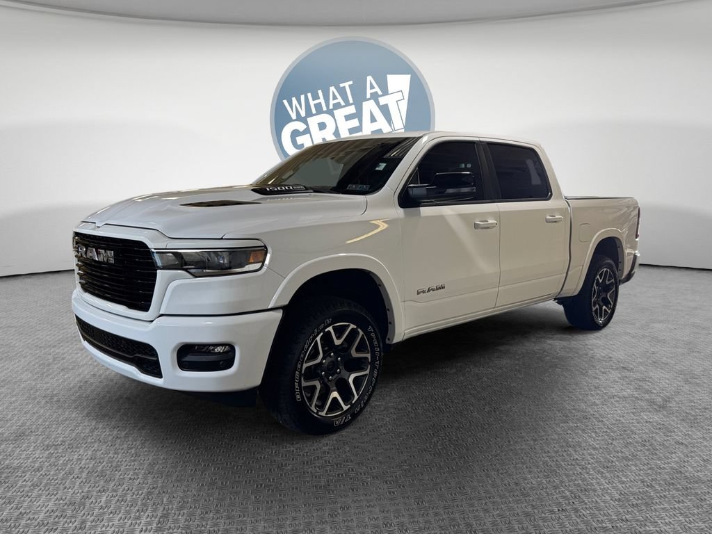 Used 2025 RAM 1500 Laramie w/ Sport Appearance Package AWD/4WD image 8
