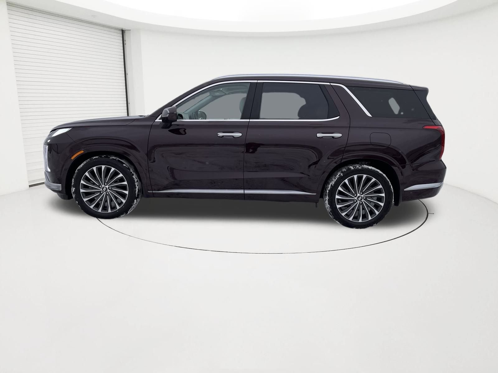 Used 2023 Hyundai Palisade Calligraphy image 4