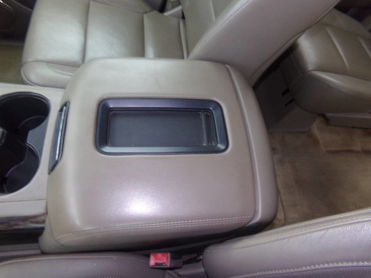 Used 2015 GMC Yukon XL SLT w/ Open Road Package image 68