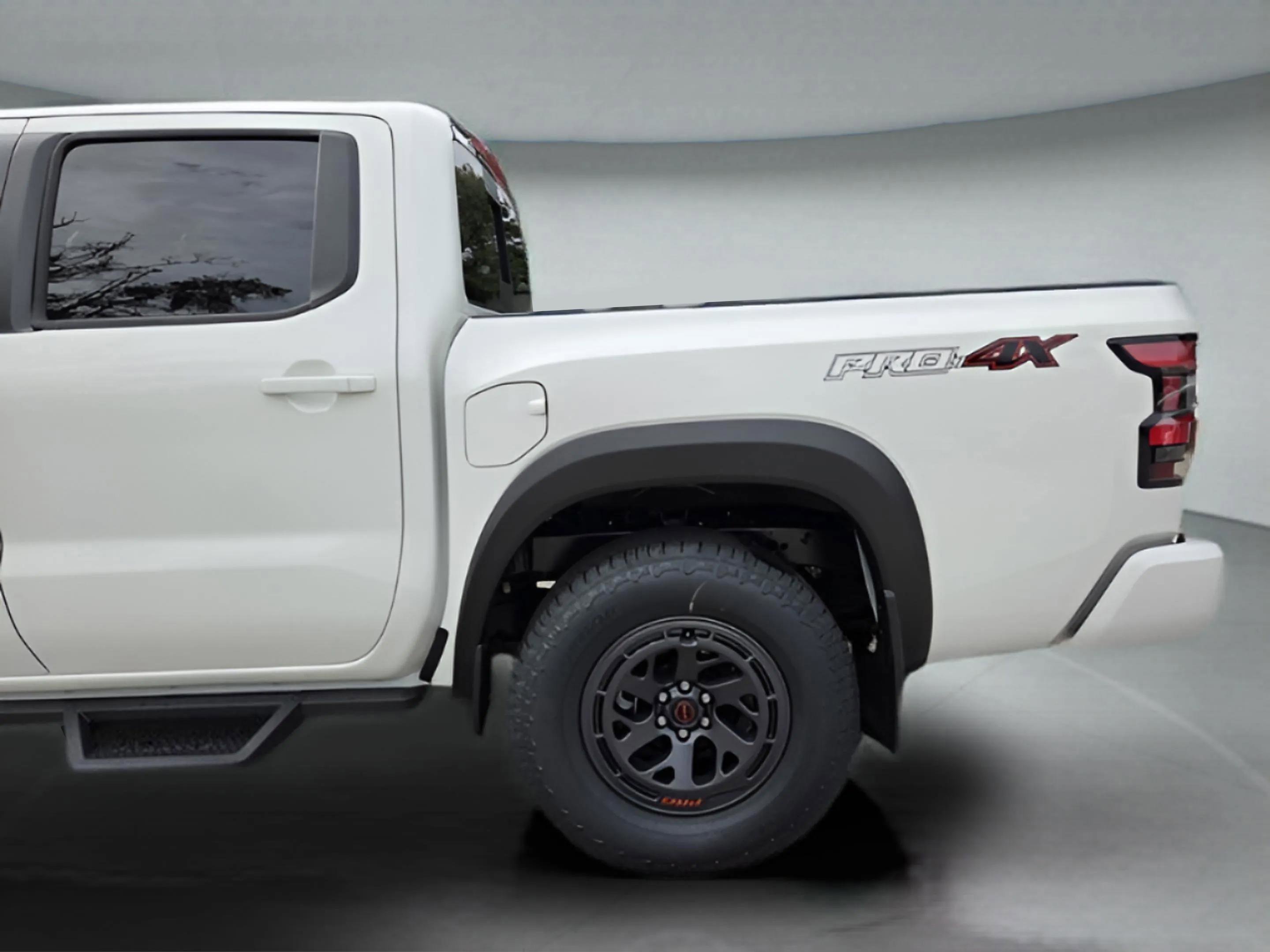 New 2026 Nissan Frontier PRO-4X w/ Pro-4x Convenience Package AWD/4WD image 26