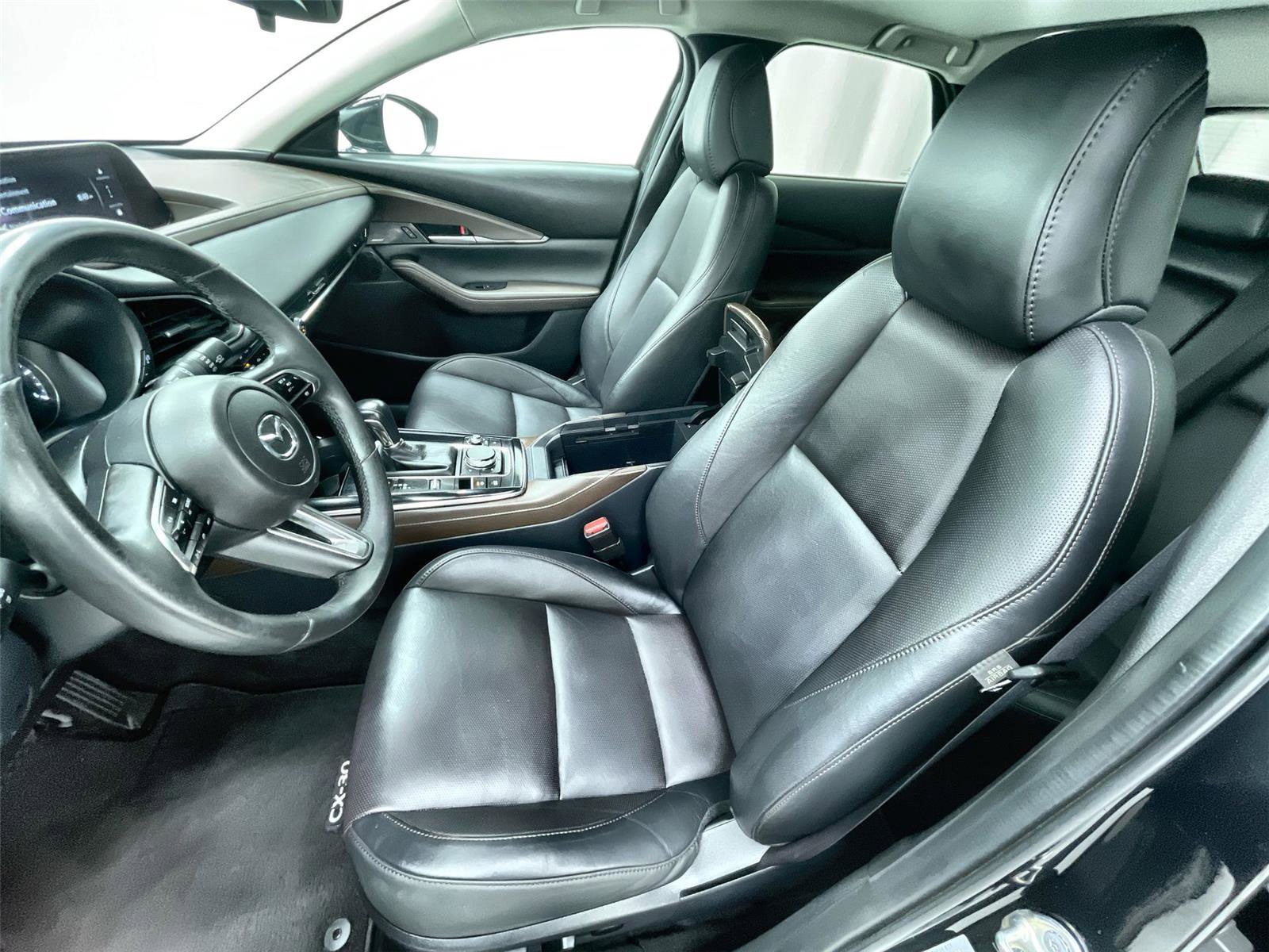 Used 2024 MAZDA CX-30 AWD 2.5 S w/ Premium Package image 18