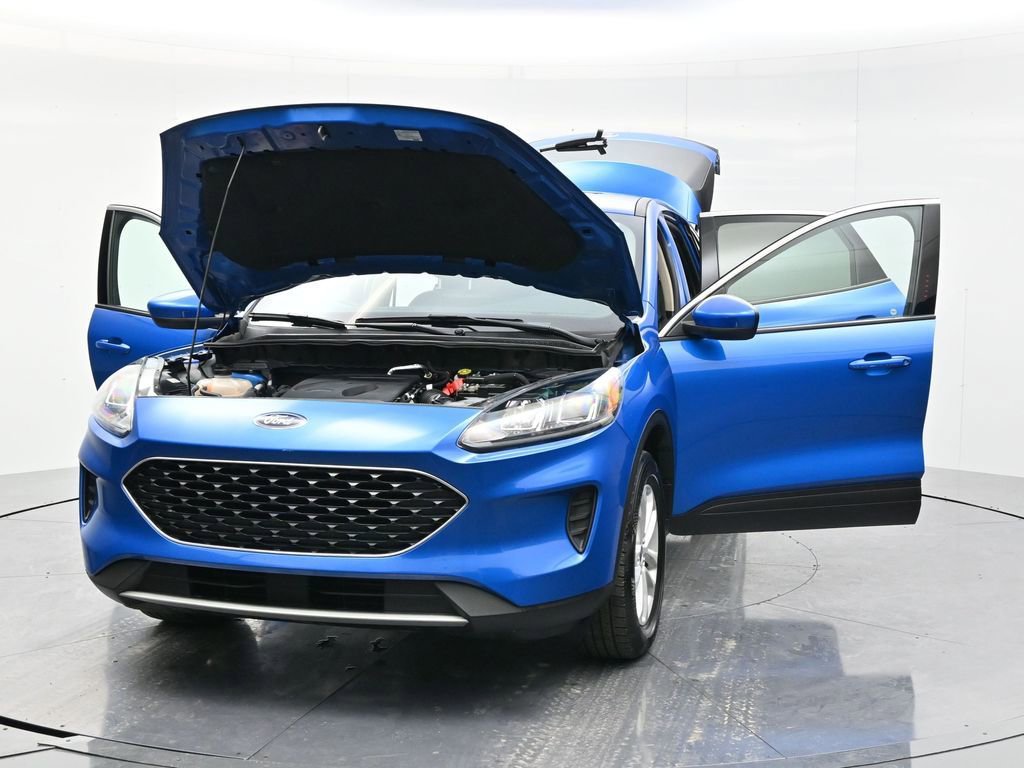 Used 2020 Ford Escape SE image 54