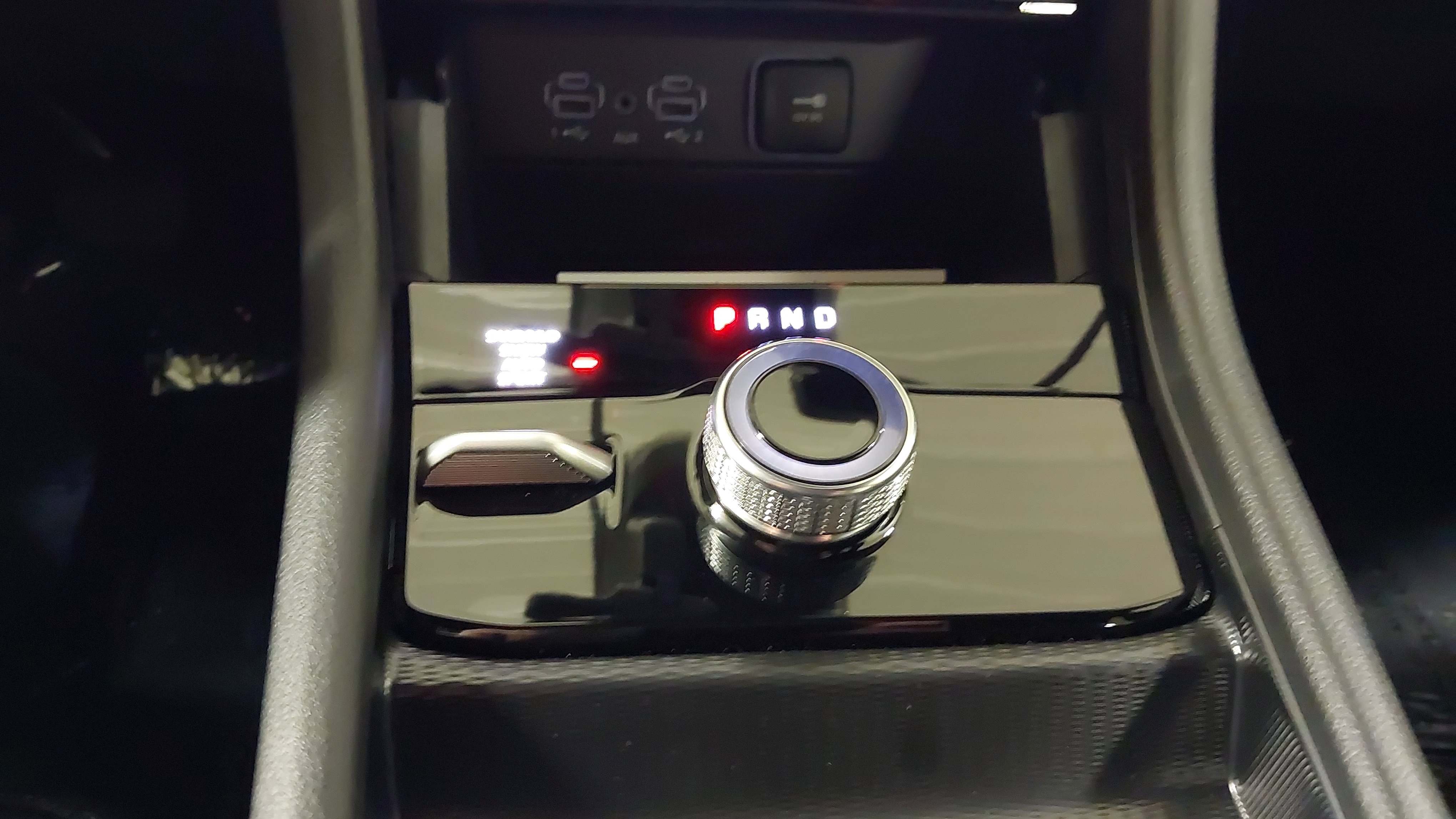 New 2025 Jeep Grand Cherokee L Limited w/ Trailer Tow Package image 21