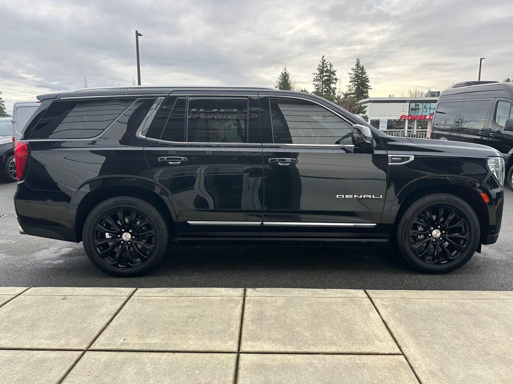 Used 2024 GMC Yukon Denali w/ Denali Reserve Package AWD/4WD image 6