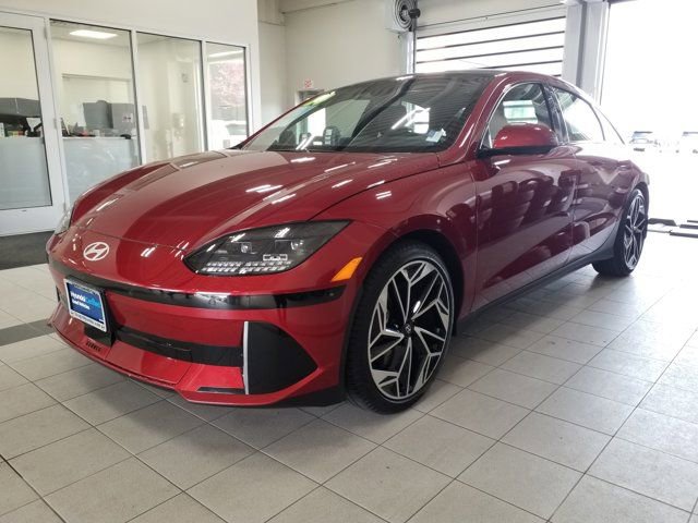 Certified 2024 Hyundai Ioniq 6 Limited RWD image 2