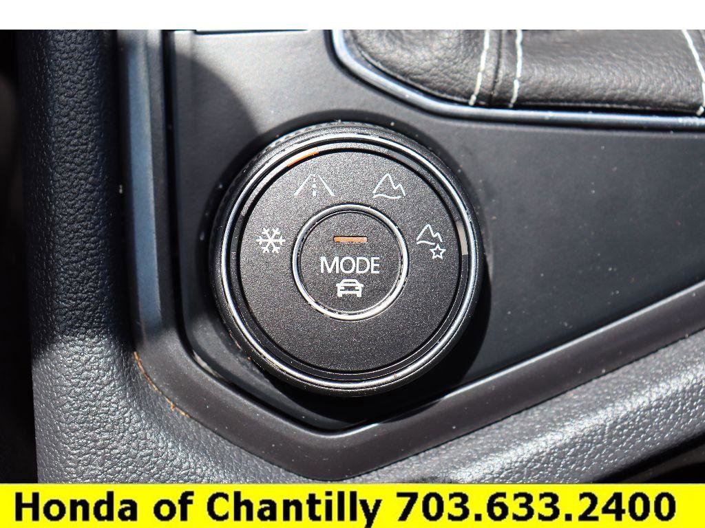 Used 2022 Volkswagen Tiguan SE image 14