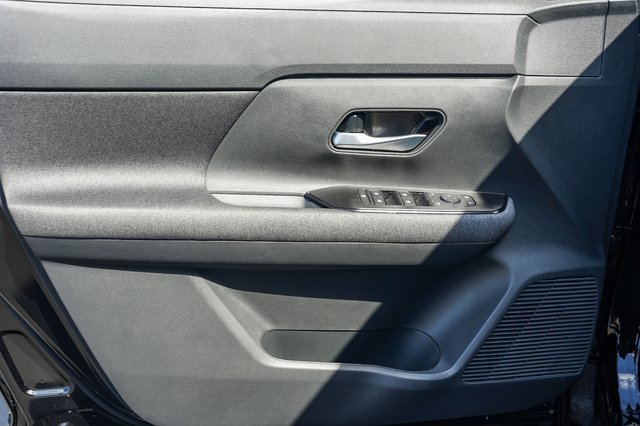 New 2026 Nissan Kicks SV image 21