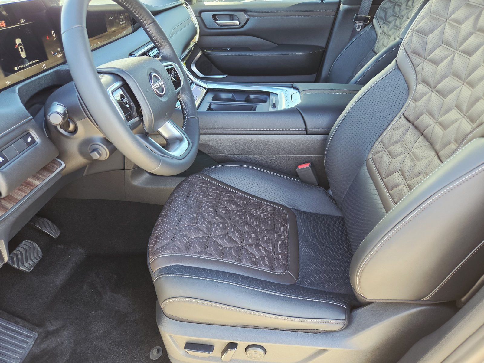 New 2027 Nissan Armada Platinum AWD/4WD image 7