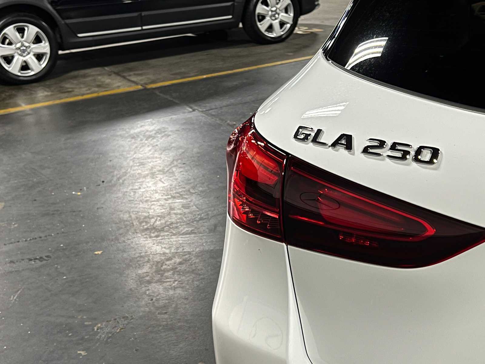 Used 2025 Mercedes-Benz GLA 250 4MATIC image 15