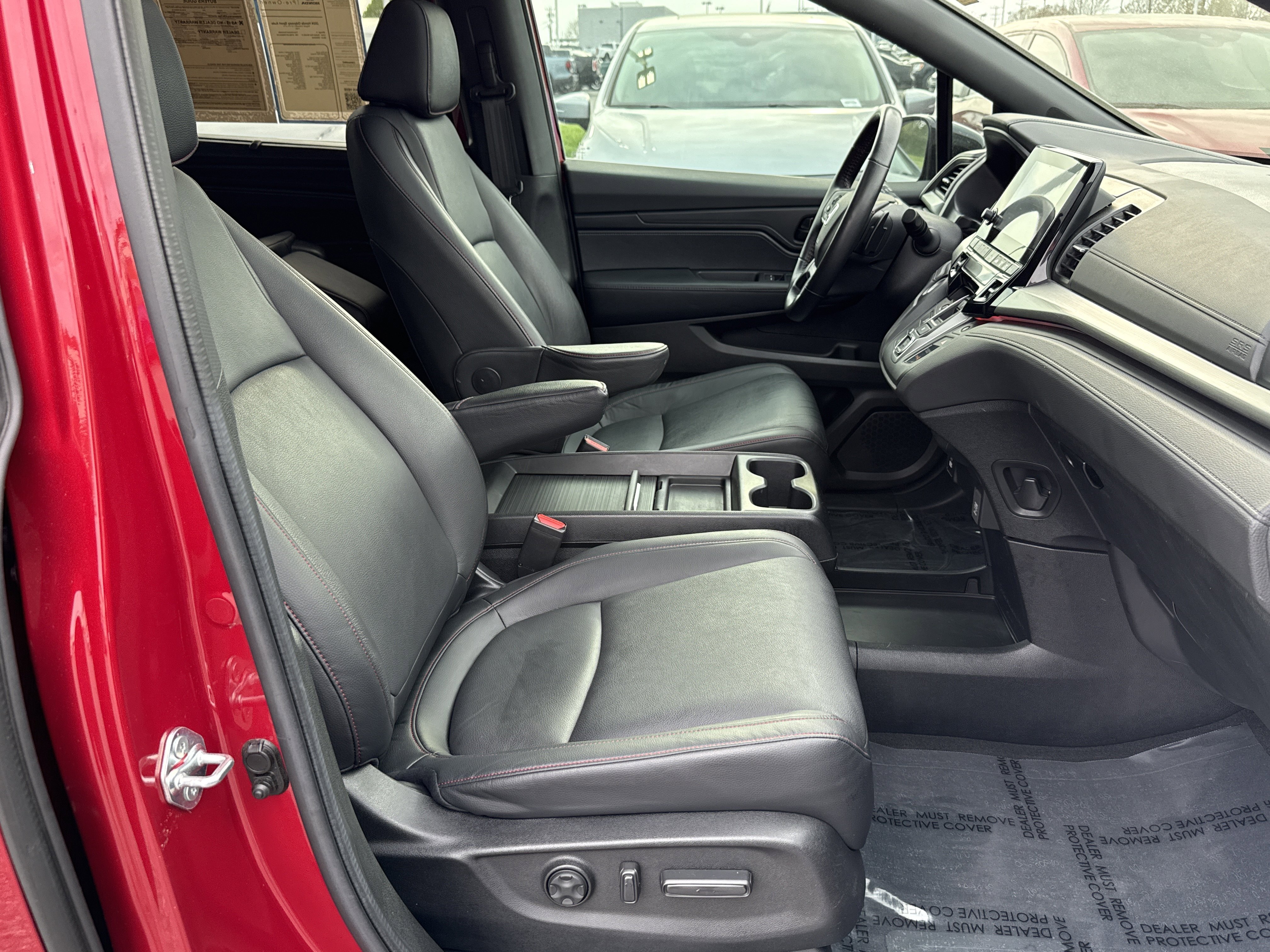 Certified 2024 Honda Odyssey Sport image 34