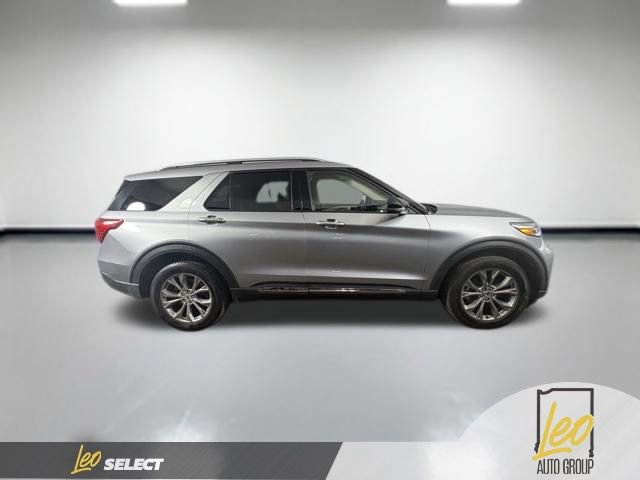 Used 2022 Ford Explorer Limited w/ Equipment Group 301A image 6