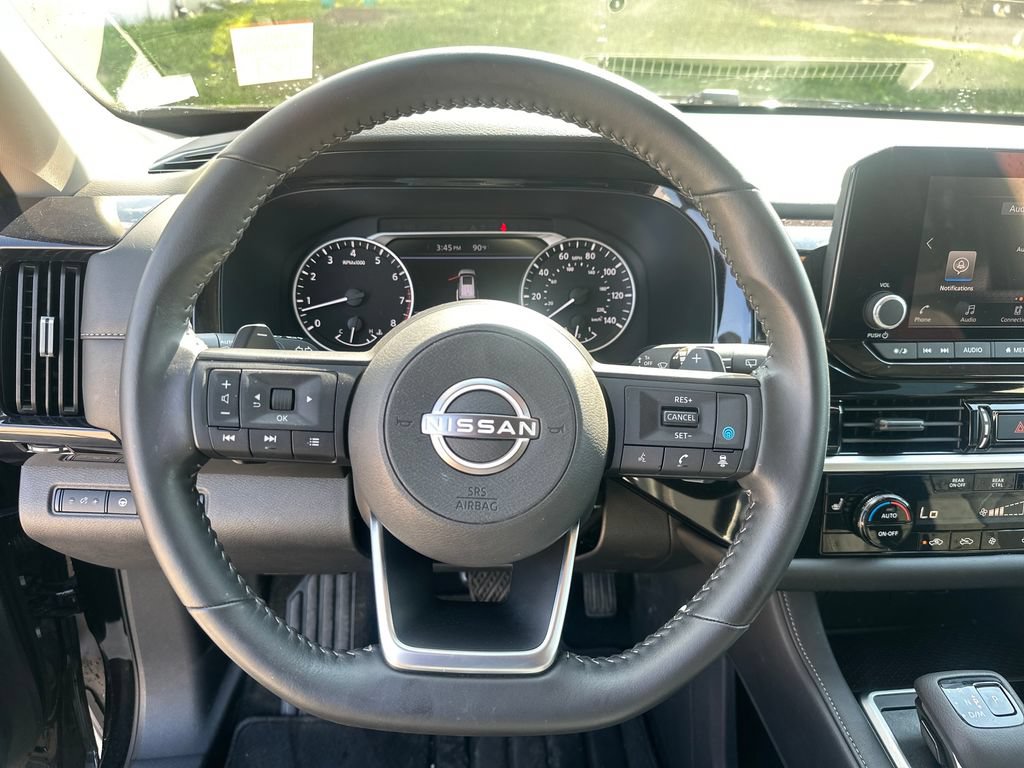 Certified 2025 Nissan Pathfinder SV w/ SV Premium Package FWD image 43