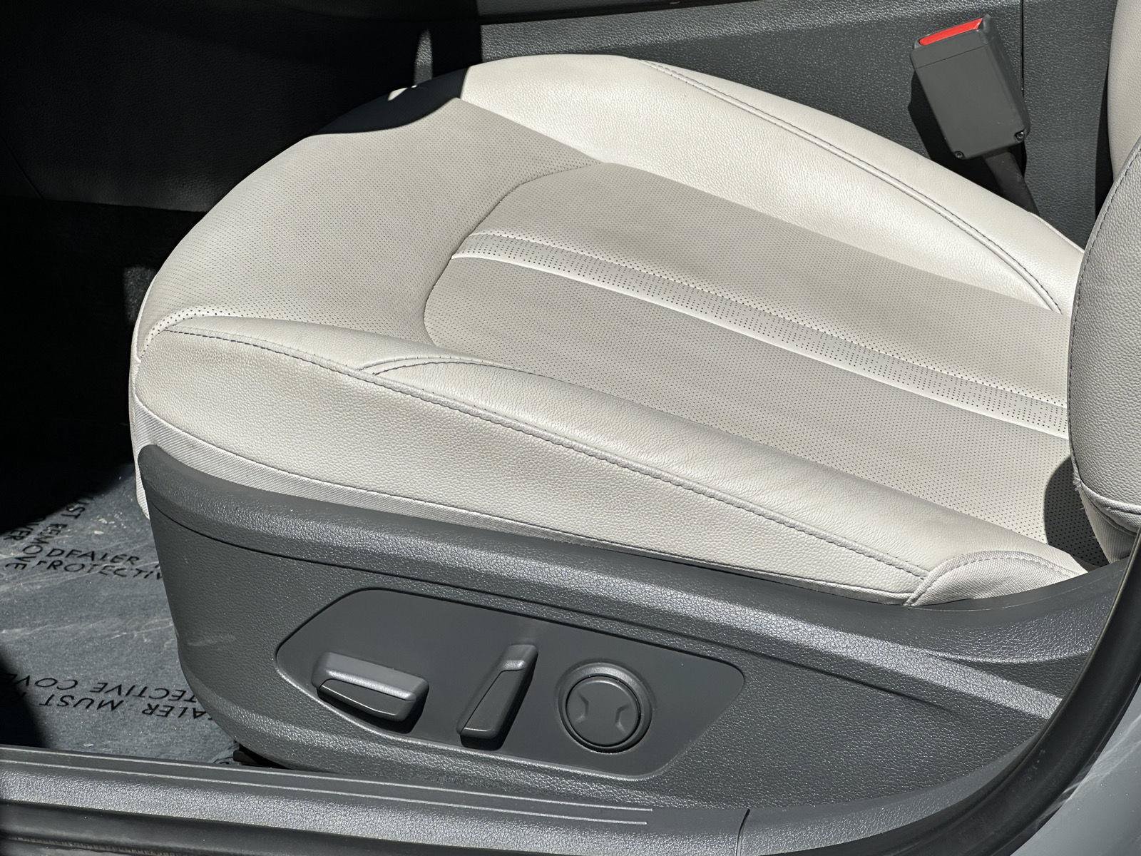 Certified 2023 Hyundai Sonata Limited FWD image 31