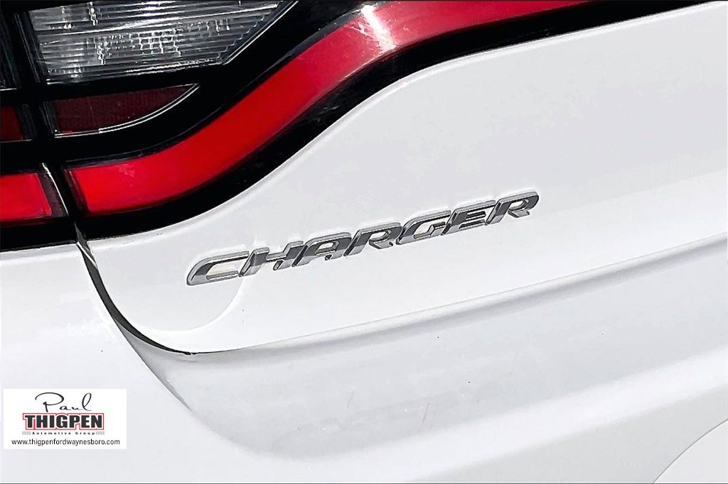 Used 2023 Dodge Charger SXT image 8