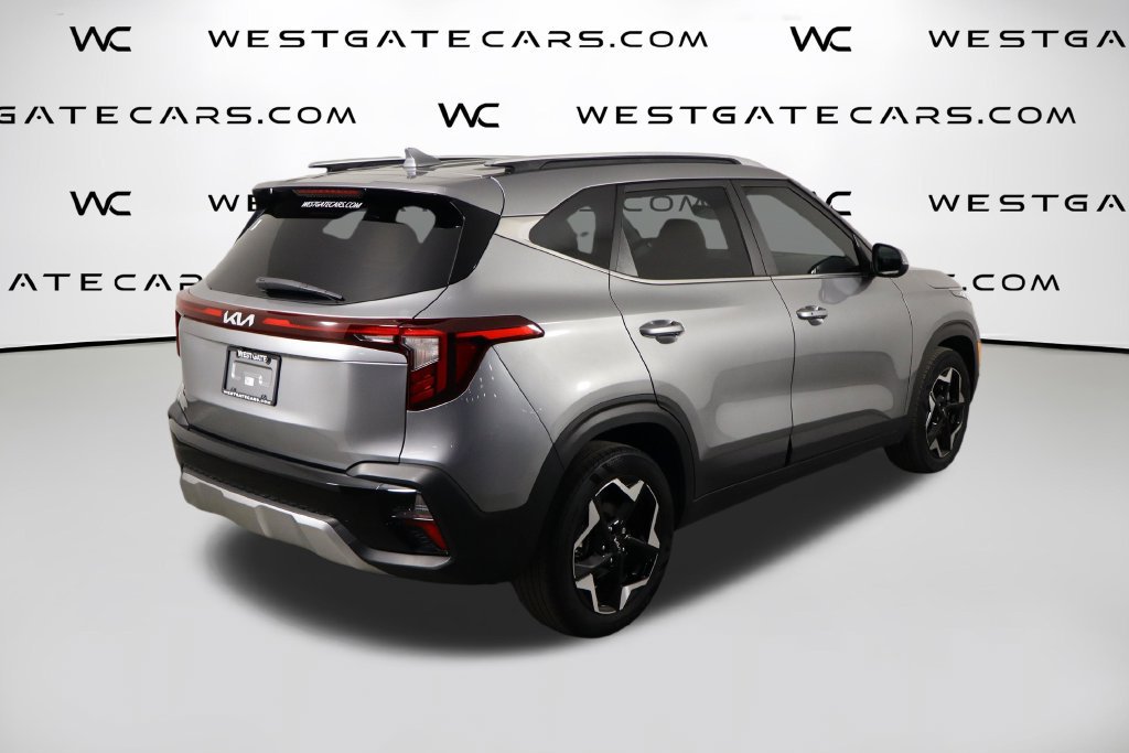 Used 2024 Kia Seltos EX FWD image 46