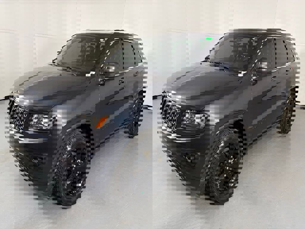 Used 2015 Jeep Grand Cherokee Altitude image 4