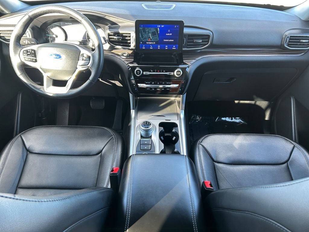 Used 2023 Ford Explorer Limited w/ Equipment Group 301A image 12