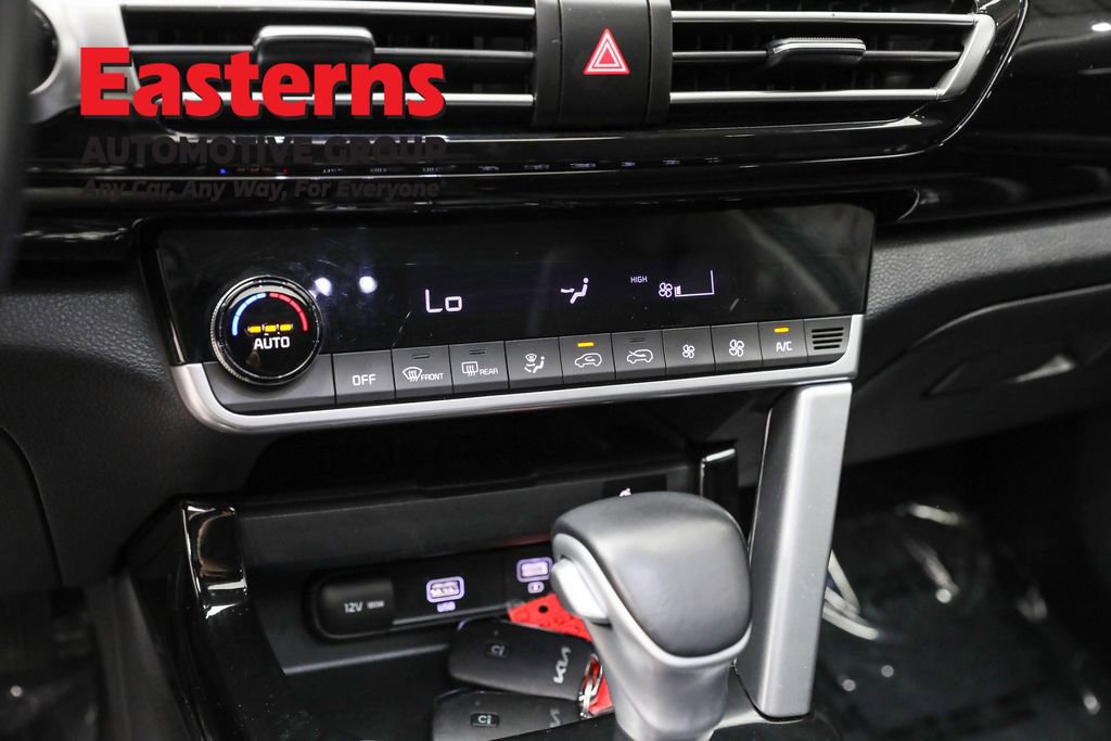 Used 2023 Kia Seltos EX image 20