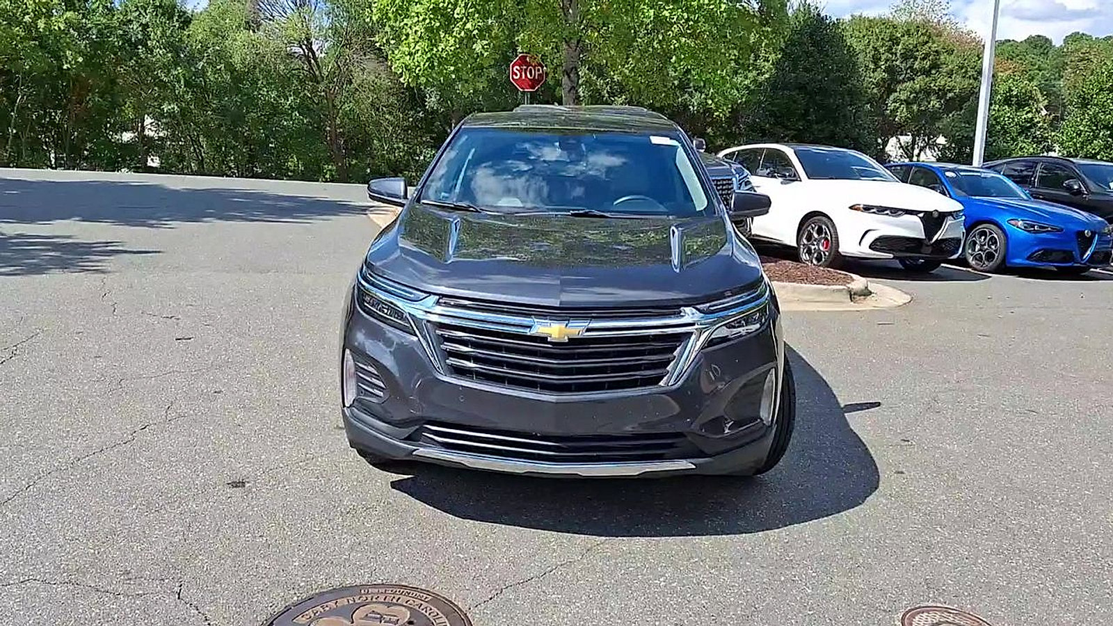 Used 2022 Chevrolet Equinox LT image 3
