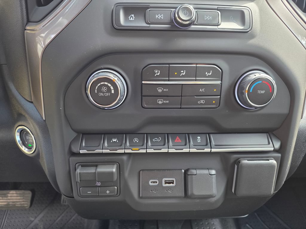 New 2026 Chevrolet Silverado 1500 Custom AWD/4WD image 30