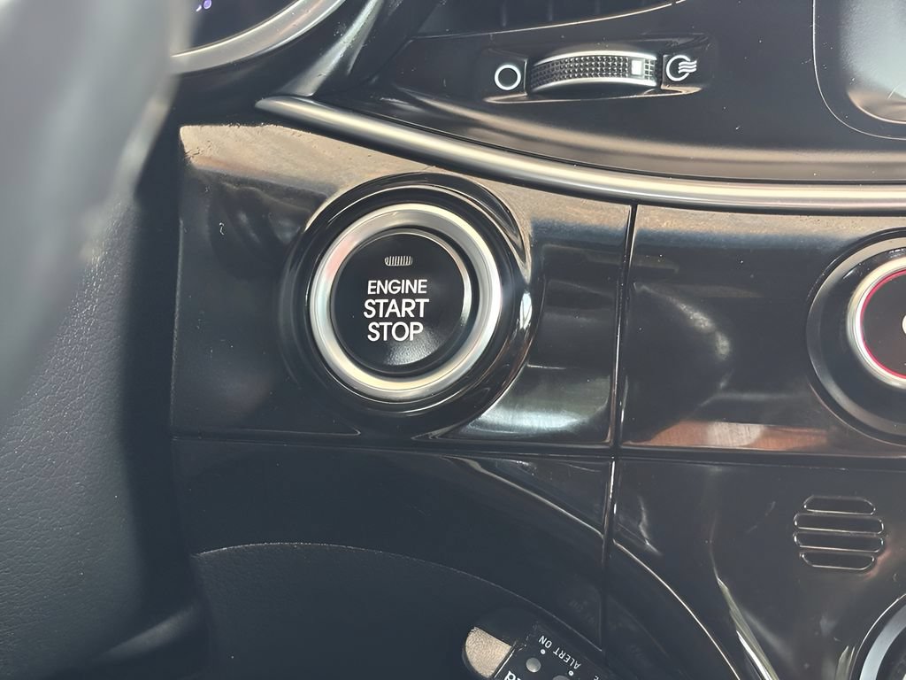 Used 2015 Kia Optima SX FWD image 16