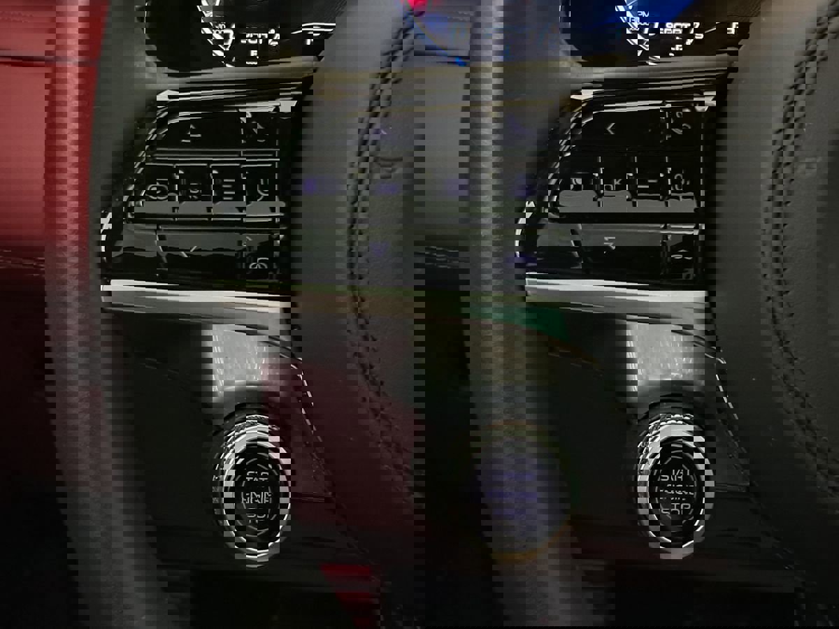 Used 2023 Maserati Grecale Modena image 16