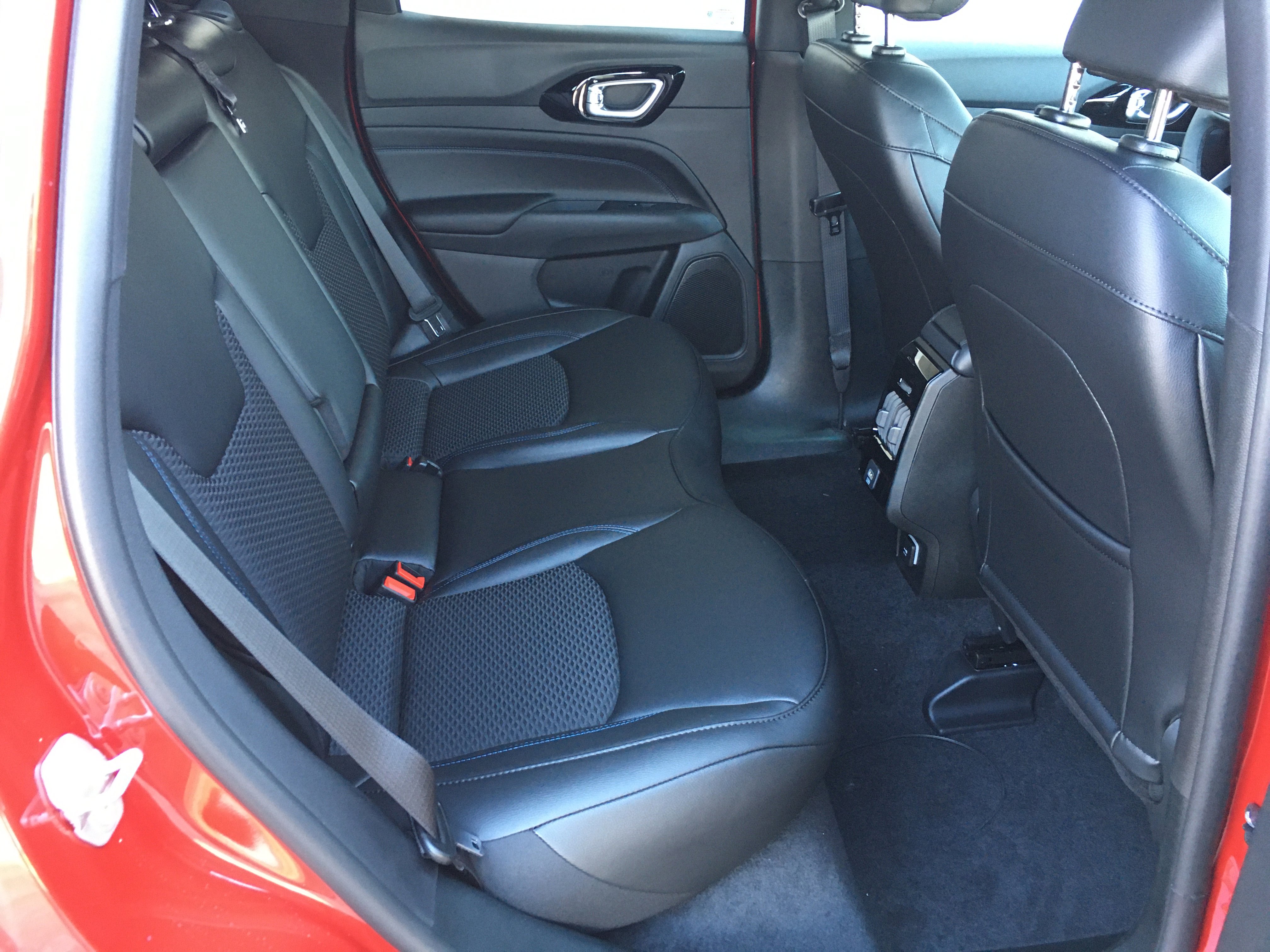 New 2026 Jeep Compass Latitude image 26